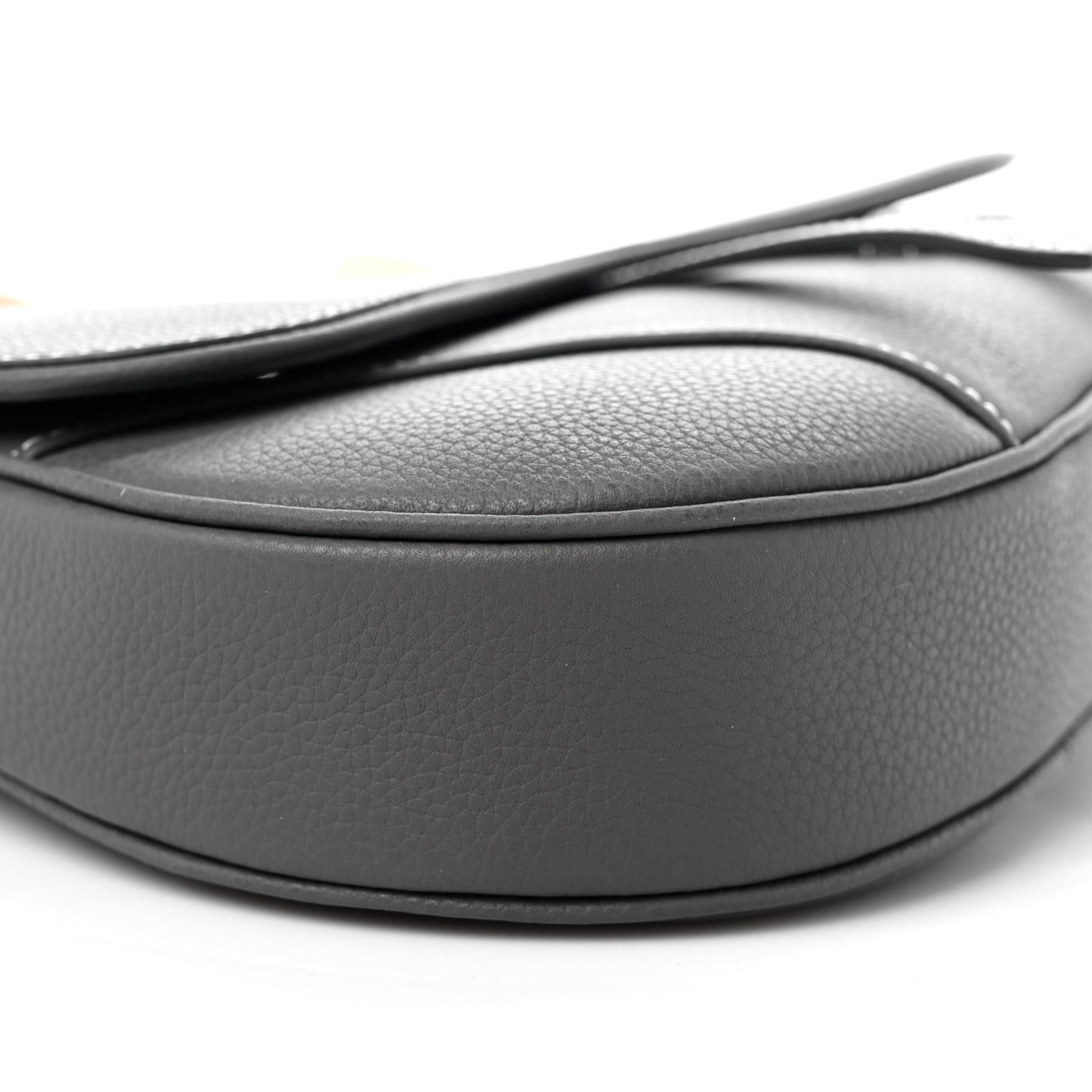 CHRISTIAN DIOR GRAINED SADDLE BAG